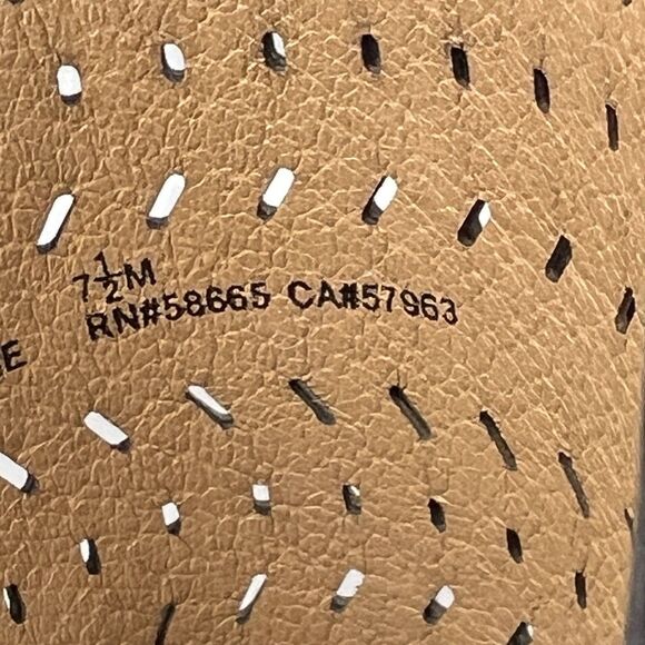 Susina Heel Women's 7.5 Danella Mules‎ Black Perforated Laser Cut Block Sandals - Picture 14 of 14